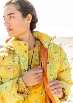 Daunenmantel „Bhumika“ aus Recycling-Polyester/Daunen