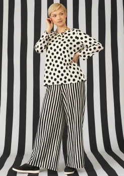 Gestreifte Jerseyhose aus Bio-Baumwolle/Modal