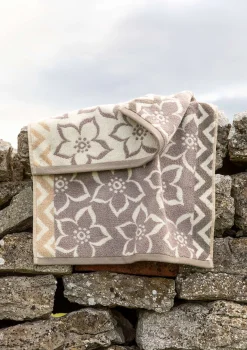 Handtuch „Stars“ aus Bio-Baumwolle