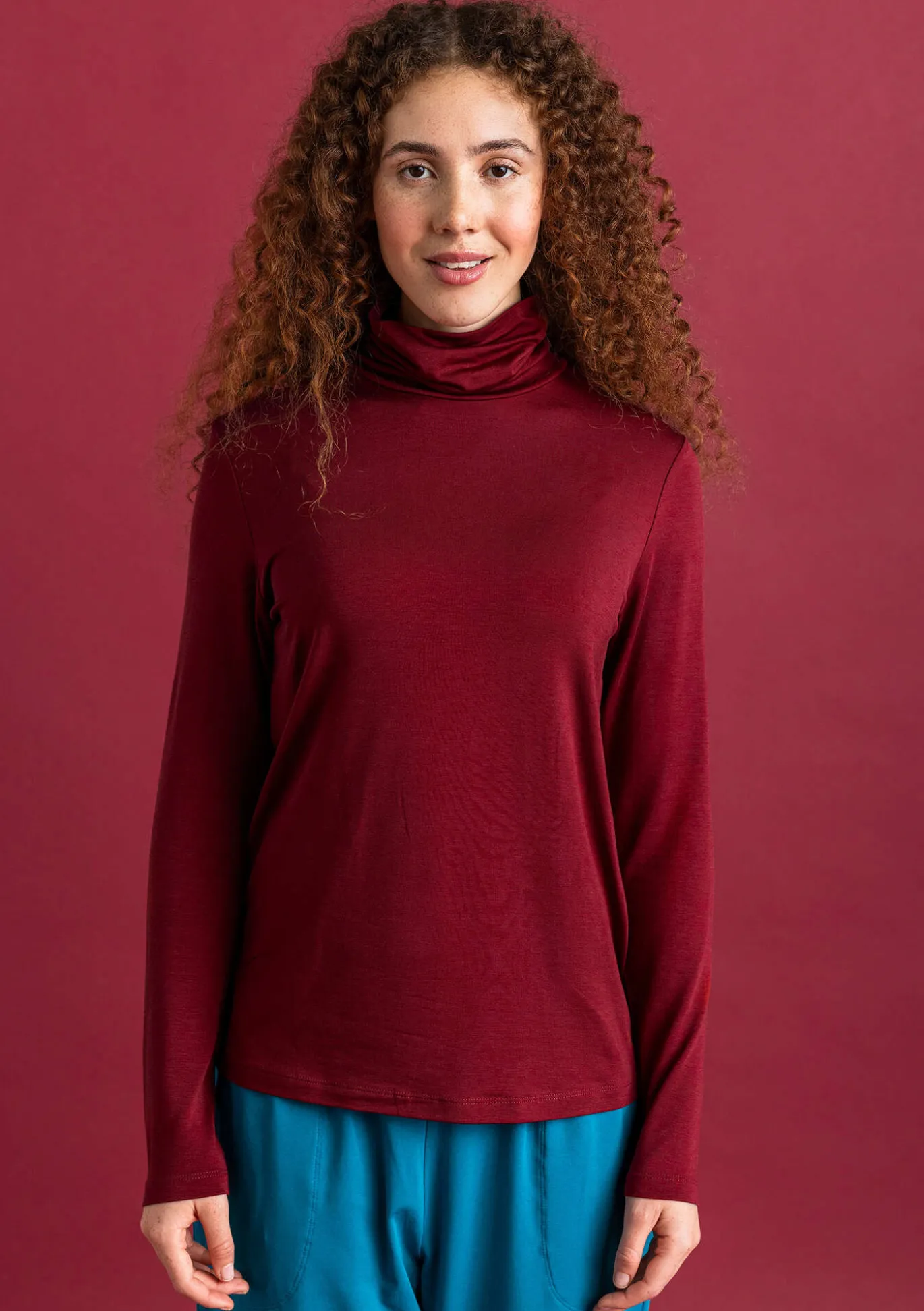 Jersey-Rollkragenshirt aus Lyocell/Elasthan