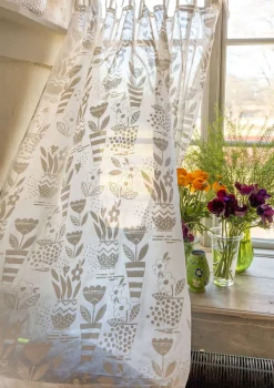 Kurze Gardine „Flower pots“ aus Bio-Baumwolle