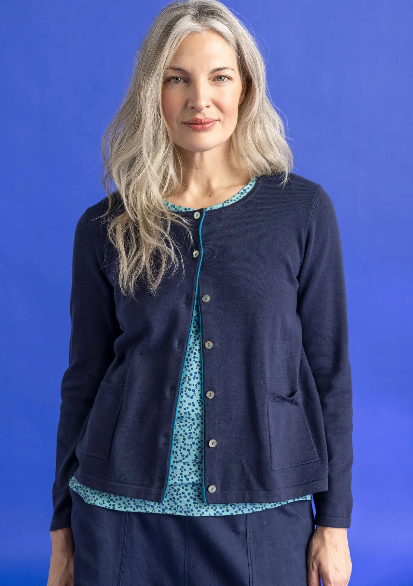 Strickjacke aus Bio-/Recycling-Baumwolle