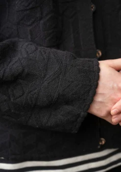 Strickjacke „Nova“ aus Lammwolle