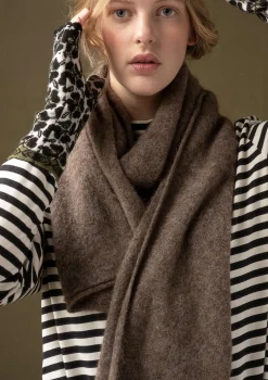 Strickschal aus Alpakagemisch