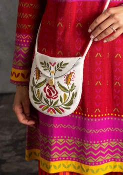 Tasche „Tova“ aus Wolle